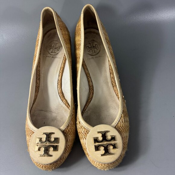 Tory Burch Shoes - TORY BURCH Tory Burch Beige White Jute Leather Wedge Pumps, Women’s SZ 9
